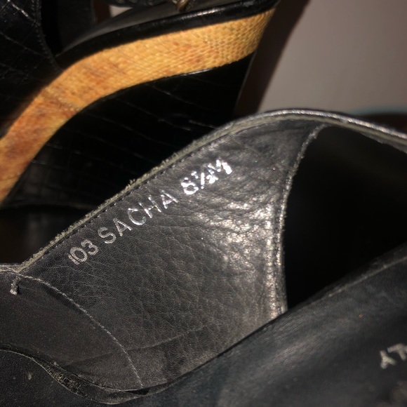 Donald J Pliner Black Wedge sz 8.5 - Picture 5 of 8
